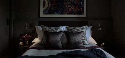  Contemporary Family Home Bedroom. Family House, Chelsea by Helen Green Design (Allect Design Group).