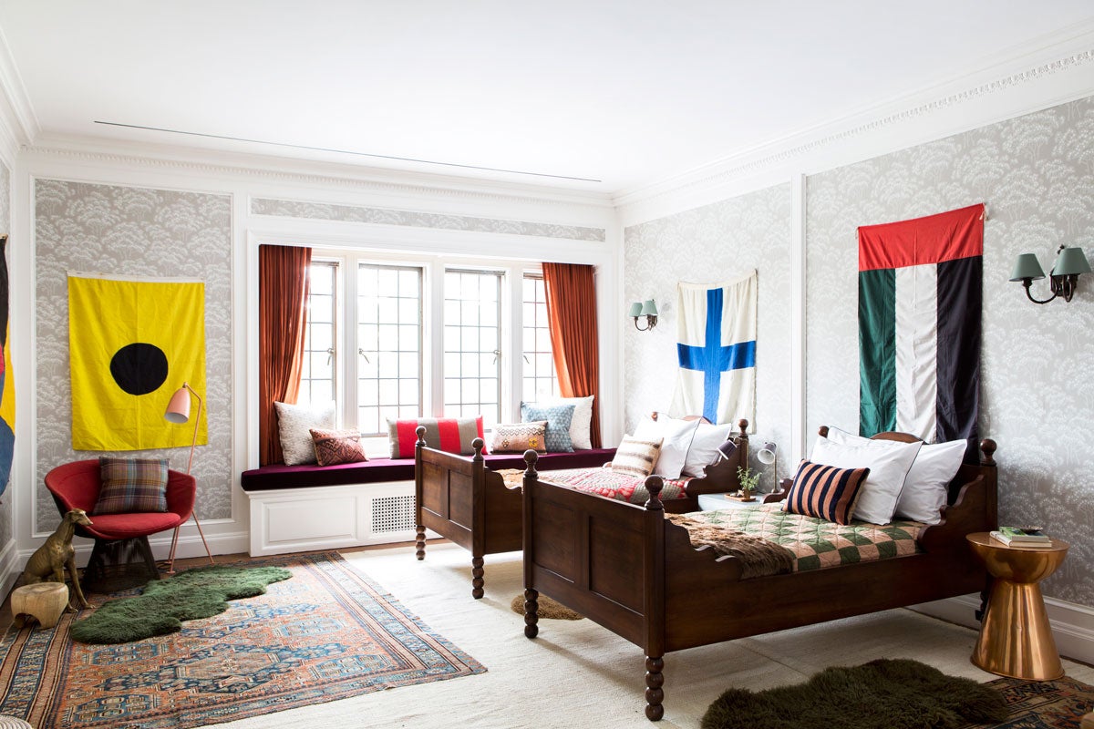 English Country Children
s Room