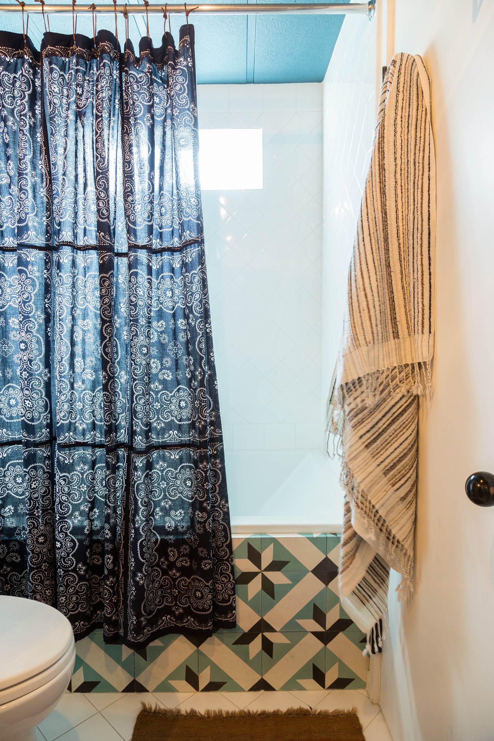 Beach Style Bathroom