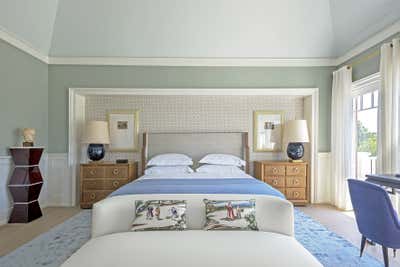  Coastal Beach House Bedroom. Southampton by Achille Salvagni Atelier.
