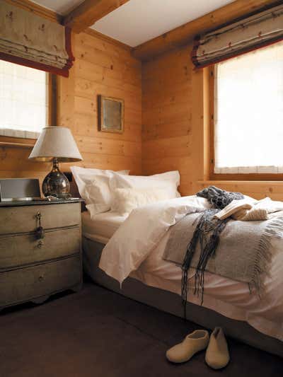  Rustic Vacation Home Bedroom. SWISS CHALET by Marion Lichtig.