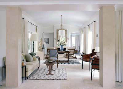  Eclectic Beach House Living Room. Miami Residence by Aparicio + Associates .