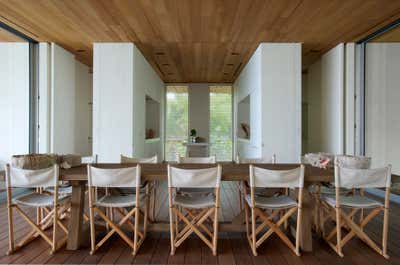  Beach Style Modern Beach House Dining Room. House on a Dune by Oppenheim Architecture + Design.