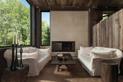  Rustic Cottage Vacation Home Bathroom. La Muna by Oppenheim Architecture + Design.