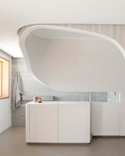  Contemporary Vacation Home Bathroom. Transhumance Chalet by Noé Duchaufour-Lawrance.