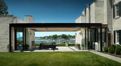  Modern Family Home Patio and Deck. Waterfront House by Michael Haverland Architect.