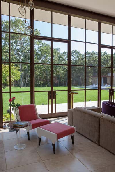  Family Home Living Room. House on 20 Acres by Michael Haverland Architect.