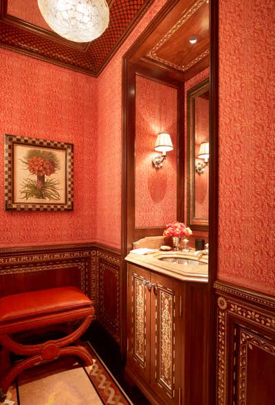  Traditional Apartment Bathroom. San Francisco Apartment by Tucker & Marks.