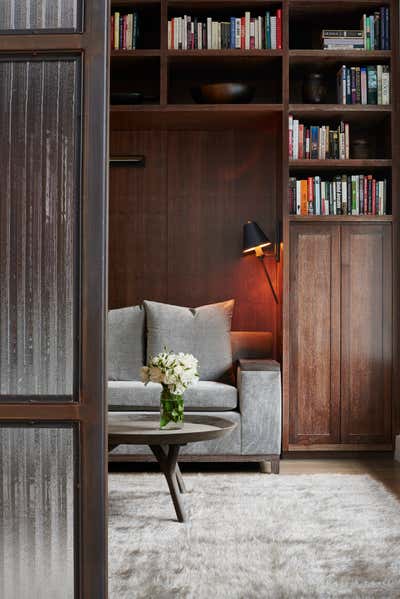  Modern Apartment Office and Study. West Chelsea Private Residence by MARKZEFF.