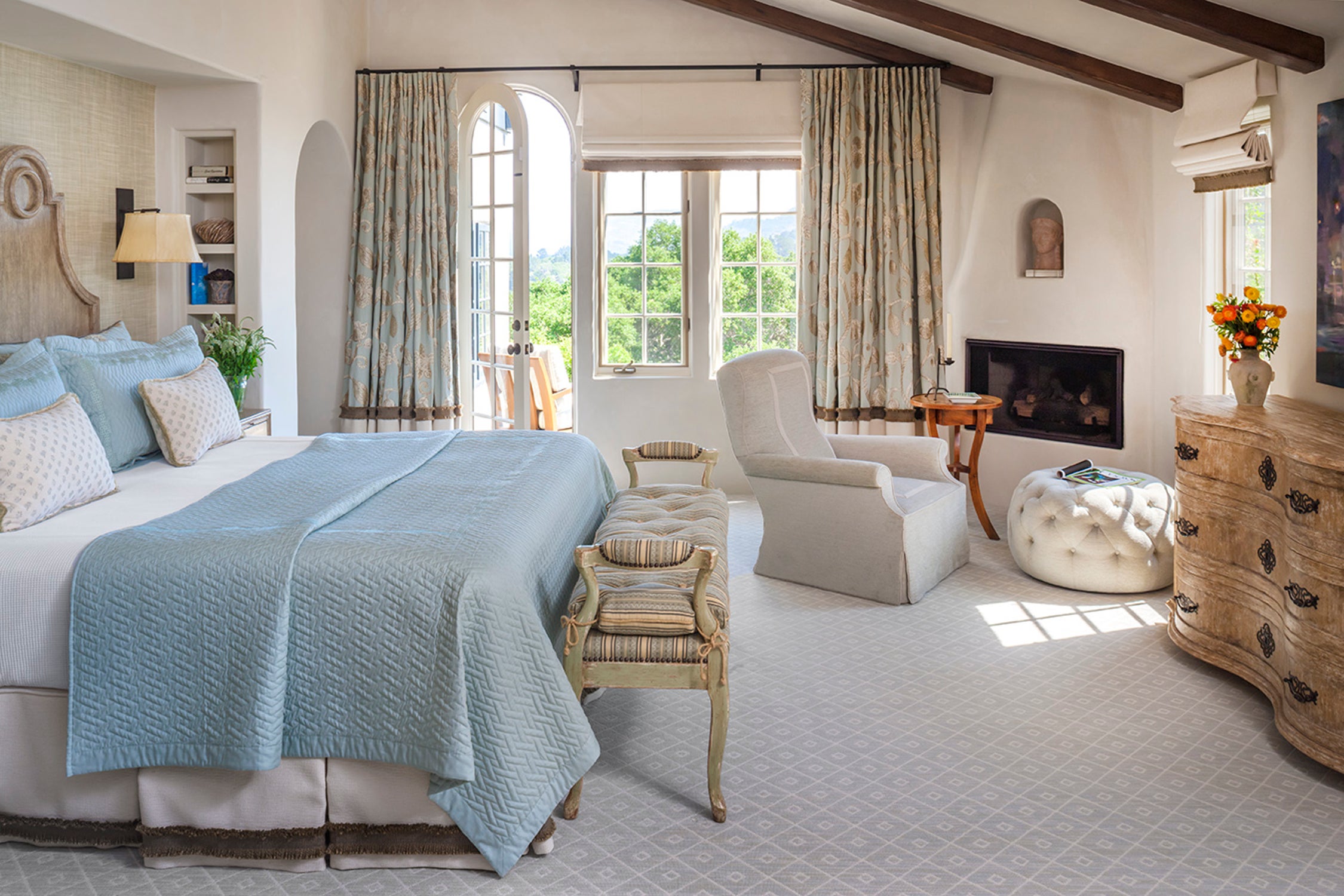 Bedroom By Harte Brownlee Associates On 1stdibs