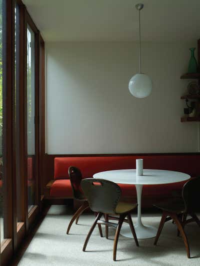 Modern Kitchen. de Cordova House by Kay Kollar Design.