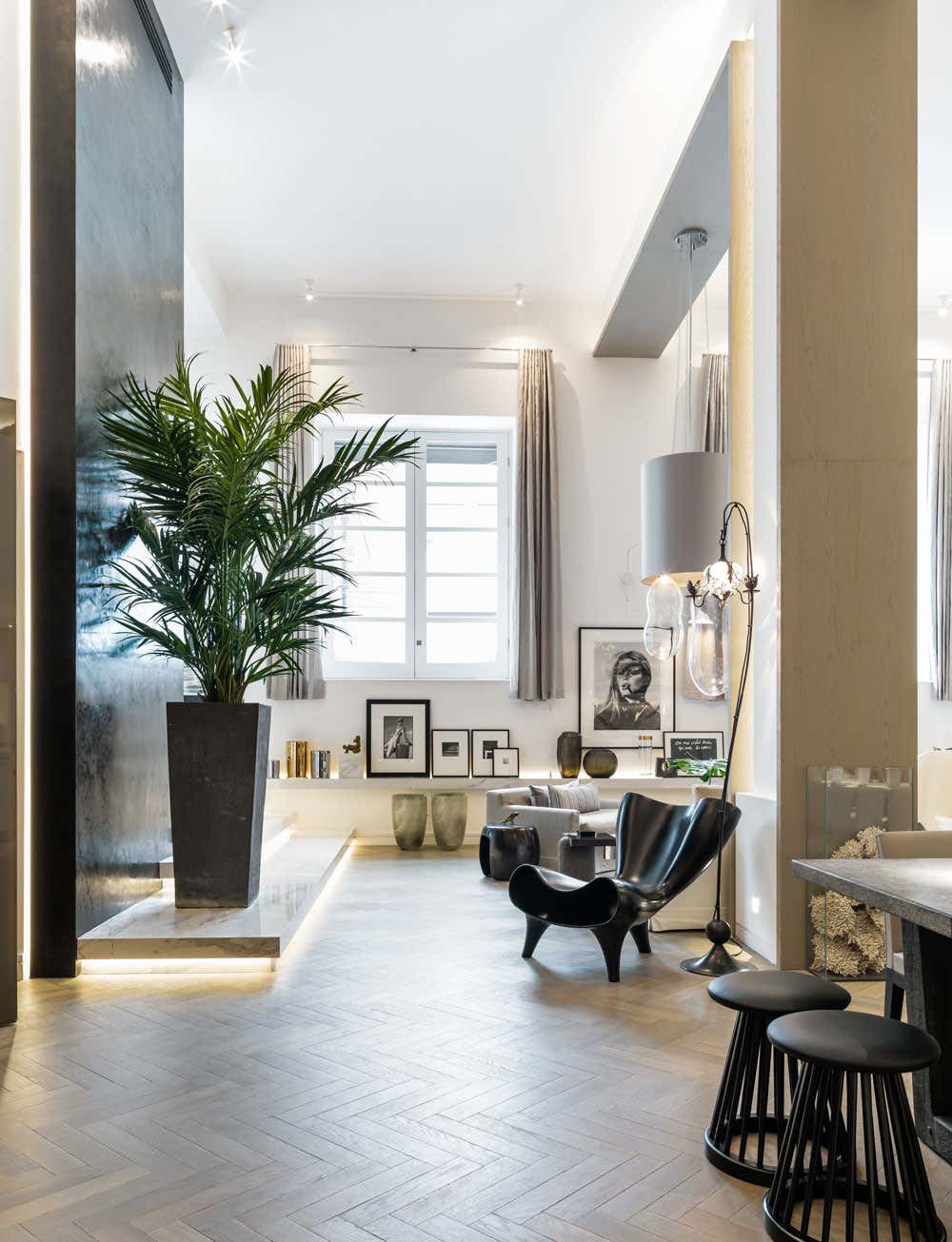 London by Kelly Hoppen Interiors | 1stDibs
