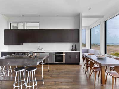  Contemporary Beach House Kitchen. Southampton Private Residence by MARKZEFF.