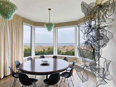 Contemporary Beach House Dining Room. Southampton Private Residence by MARKZEFF.