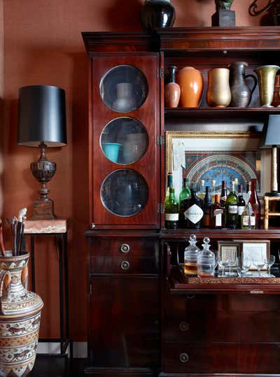 Traditional Apartment Bar and Game Room. Manhattan II by Alexandra Loew, Inc..