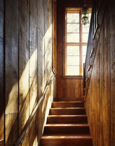  Country Entry and Hall. Family Ranch by Tucker & Marks.