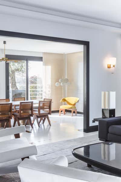  Contemporary Apartment Dining Room. Avenue du Maréchal-Maunoury by Isabelle Stanislas Architecture.