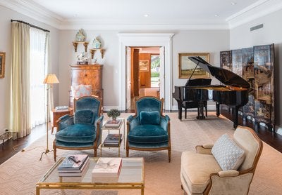 Living Room Design Ideas & Pictures on 1stdibs
