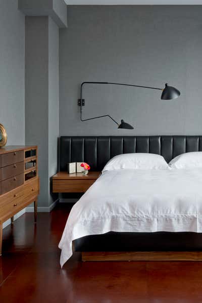 Modern Bachelor Pad Bedroom. GREENWICH VILLAGE PENTHOUSE by Studio Hus.