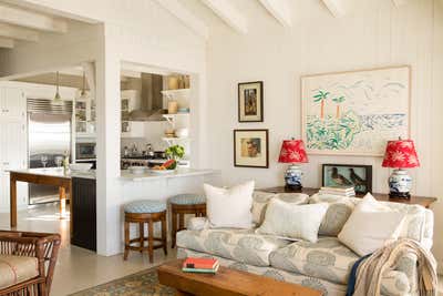  Cottage Vacation Home Living Room. California Beach House by Thomas Callaway Associates .