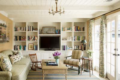  Beach Style Cottage Vacation Home Office and Study. California Beach House by Thomas Callaway Associates .
