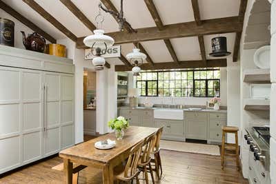  English Country Cottage Family Home Kitchen. Brentwood English Cottage by Thomas Callaway Associates .