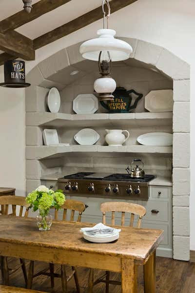  English Country Kitchen. Brentwood English Cottage by Thomas Callaway Associates .