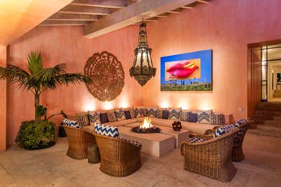  Tropical Vacation Home Exterior. Pink Paradise by Sofia Aspe Interiorismo.