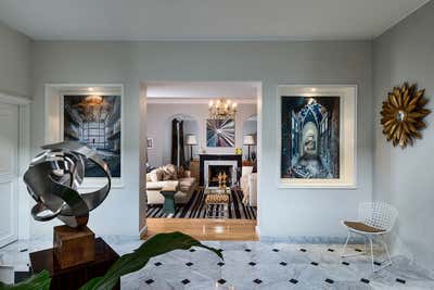  Contemporary Family Home Entry and Hall. Chic Townhouse by Sofia Aspe Interiorismo.