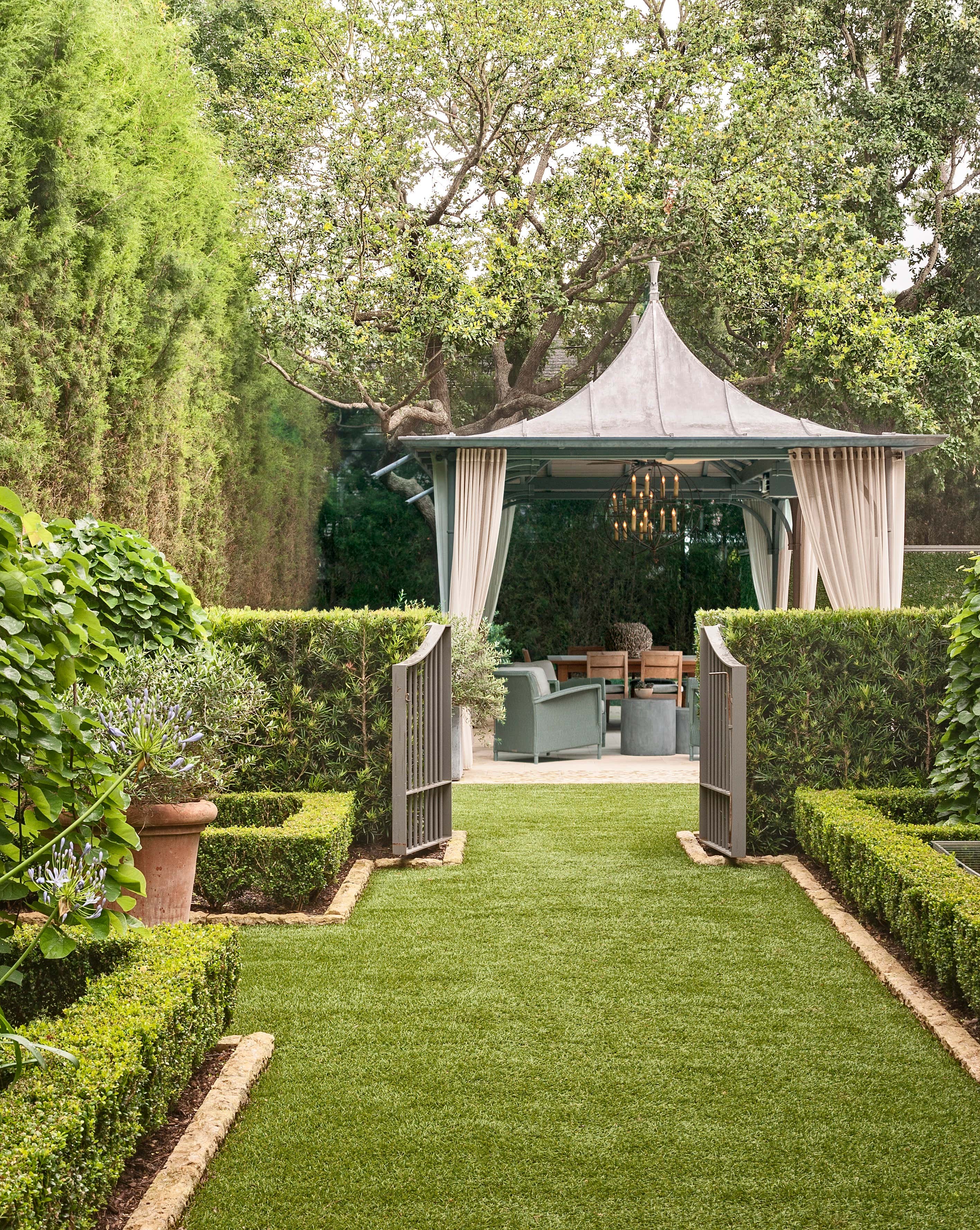 Traditional Patio and Deck