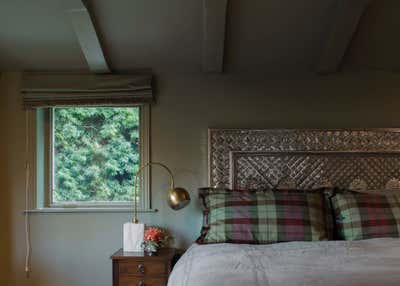  Traditional Family Home Bedroom. Brentwood  by Reath Design.