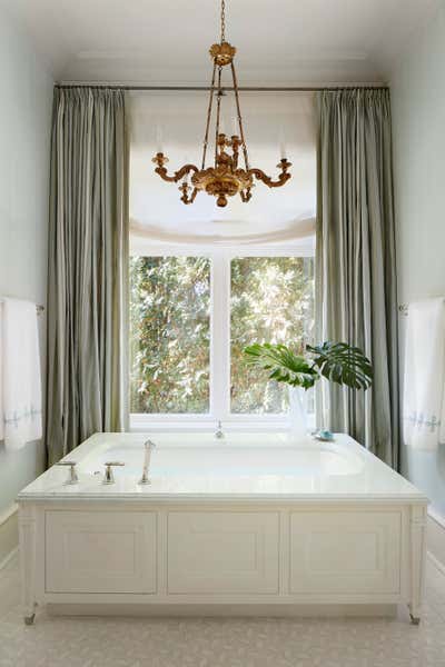  Traditional Family Home Bathroom. Glencoe Waterside Home by Tom Stringer Design Partners.