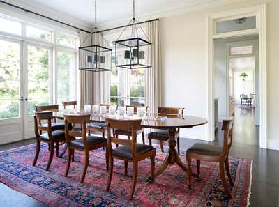 Traditional Family Home Dining Room. Menlo Park Residence by ECHE.