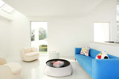  Modern Beach House Living Room. Deal by Melanie Morris Interiors.