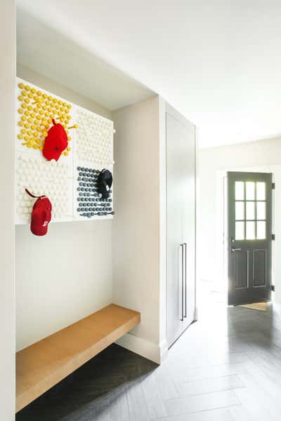  Modern Family Home Entry and Hall. Wellesley by Melanie Morris Interiors.
