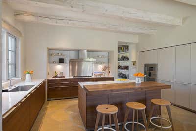  Southwestern Family Home Kitchen. Paradise Valley Residence by Amy Lau Design.
