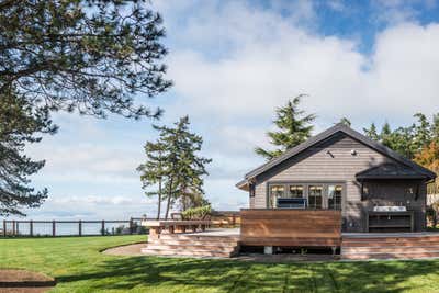 Coastal Vacation Home Patio and Deck. Whidbey Island Retreat by Hoedemaker Pfeiffer.