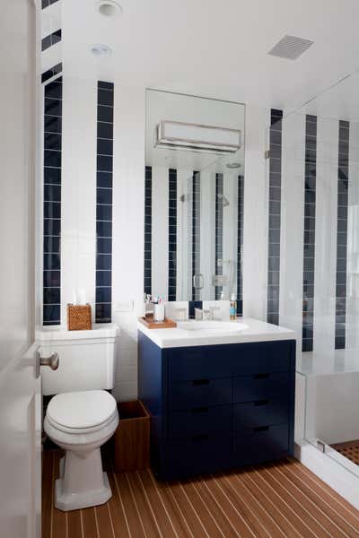  Beach Style Transitional Vacation Home Bathroom. Southampton, New York by Foley & Cox.