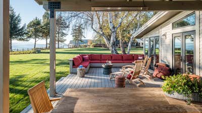  Cottage Beach House Patio and Deck. Whidbey Island Home by Hoedemaker Pfeiffer.