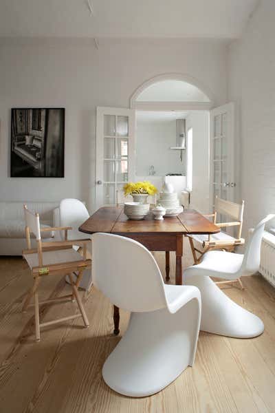  Contemporary Apartment Dining Room. GREENWHICH VILLAGE PIED-À-TERRE by Magdalena Keck Interior Design.