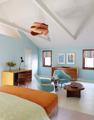  Contemporary Country House Bedroom. East Hampton Retreat  by Amy Lau Design.