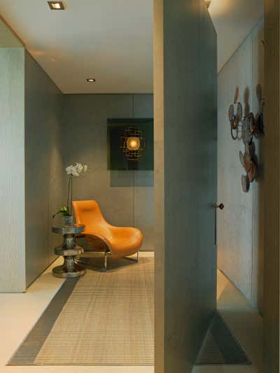  Contemporary Apartment Entry and Hall. One Bal Harbour by Assure Interiors.