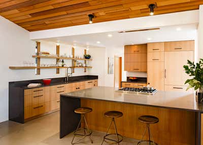  Mid-Century Modern Country House Kitchen. Lake House by JHL Design.