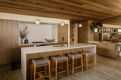  Modern Beach House Kitchen. Arch Cape by JHL Design.