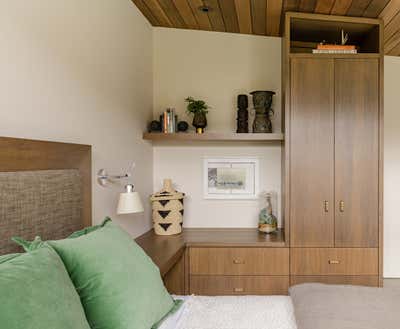 Coastal Beach House Bedroom. Arch Cape by JHL Design.