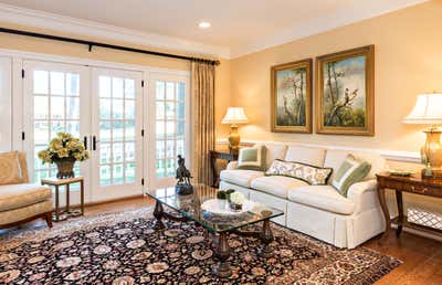  Traditional Family Home Living Room. Traditional Residence Williamsburg, VA by Elegant Designs Inc..
