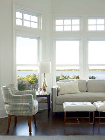 Mid-Century Modern Transitional Beach House Living Room. Peconic Bay by Allison Babcock LLC.