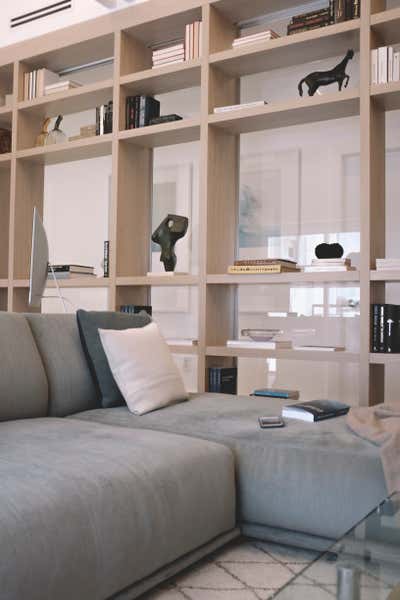 Contemporary Living Room. KB Study by Desiree Casoni.