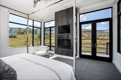  Contemporary Family Home Bedroom. Park Meadows / Modern Barn by Jaffa Group.