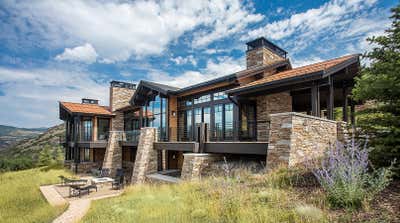  Rustic Vacation Home Exterior. Promontory by Jaffa Group.
